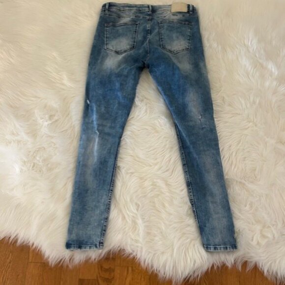 Zara Skinny Stretch Distressed Ankle Jeans Size 12 NEW NEVER WORN - Picture 2 of 4